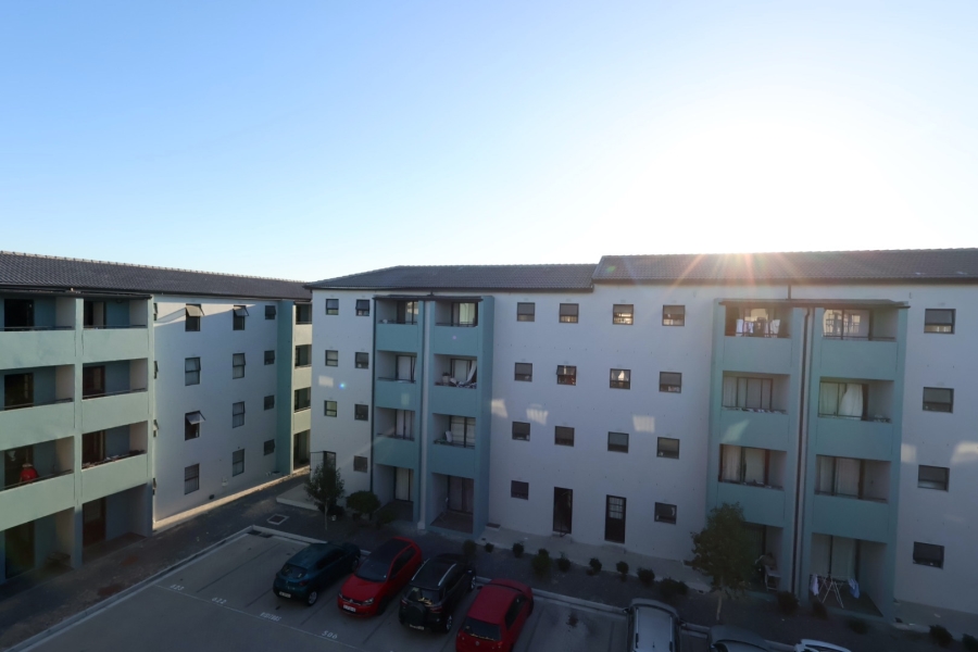 2 Bedroom Property for Sale in Parklands Western Cape